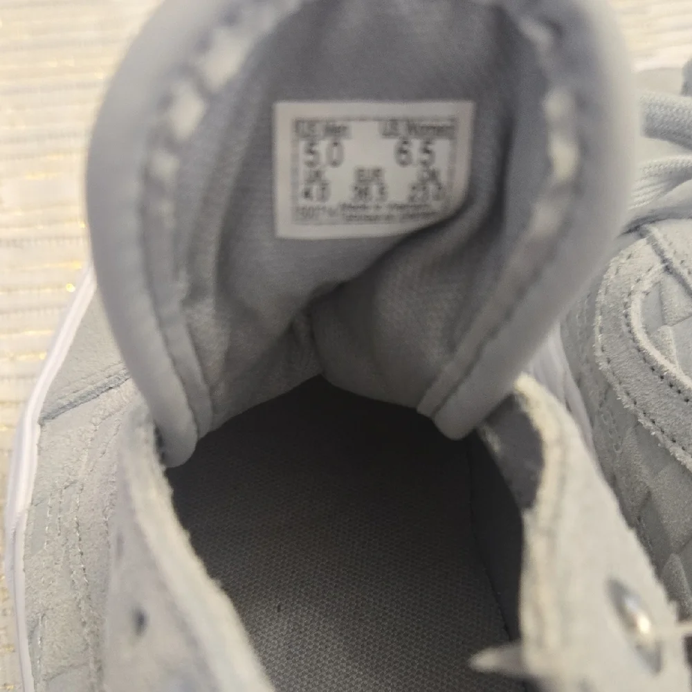Nwt Vans Womens Gray Suede Platform Sneakers 6.5 - Picture 7 of 7